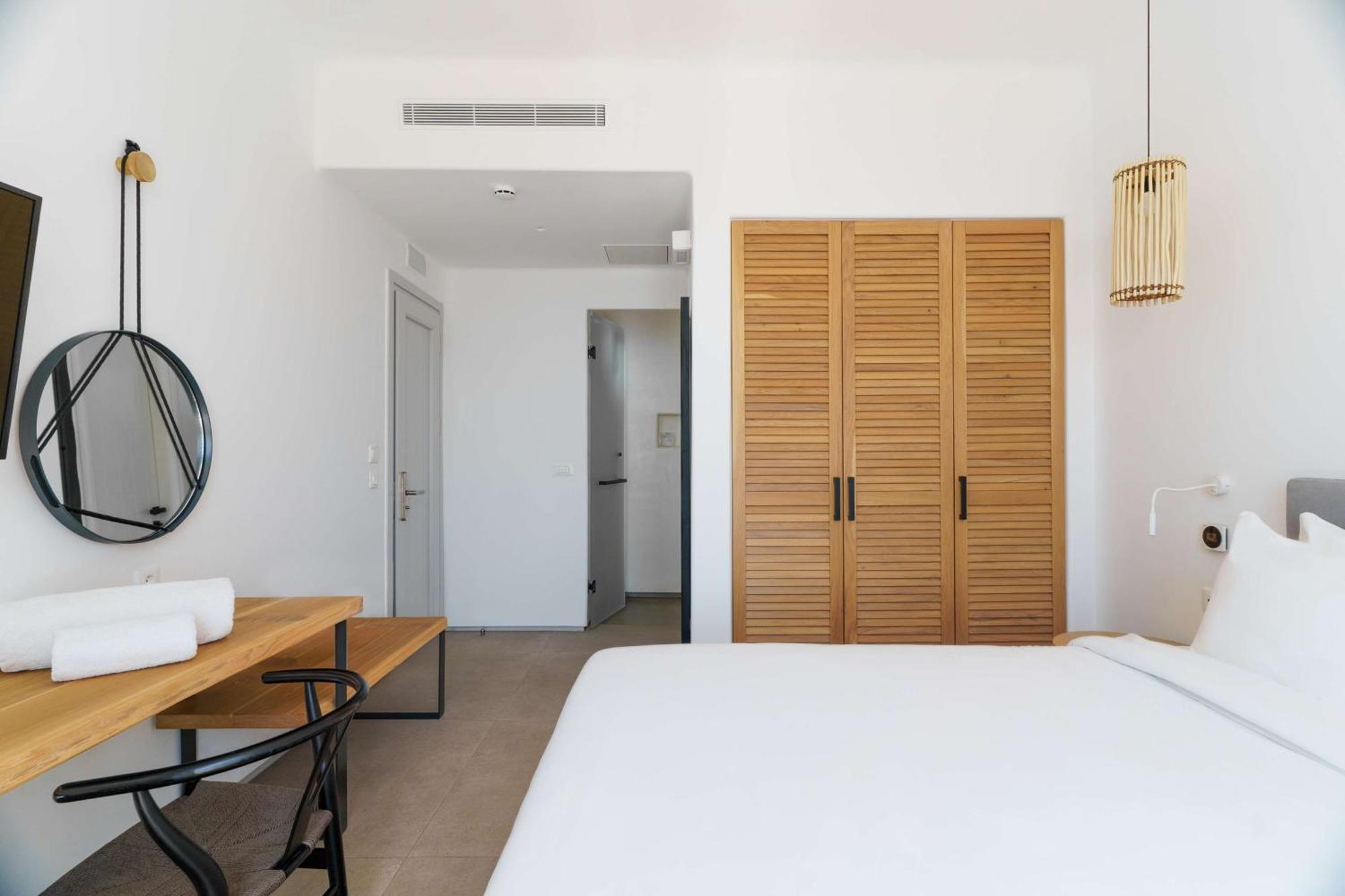Radisson Blu Euphoria Resort, Mykonos Kalo Livadi Exterior photo